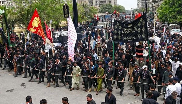 8 محرم الحرام کا مرکزی جلوس نشتر پارک سے برآمد