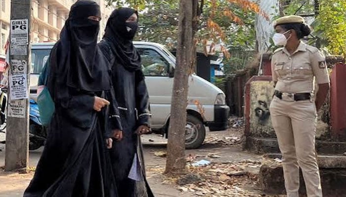 الہٰ آباد ہائیکورٹ نے طالبہ کی حجاب کی درخواست مسترد